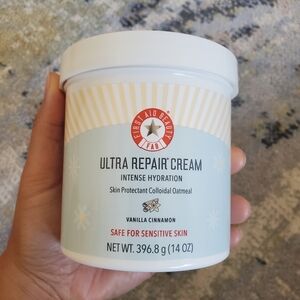 First Aid Beauty Ultra Repair Cream - 14oz Vanilla Cinnamon